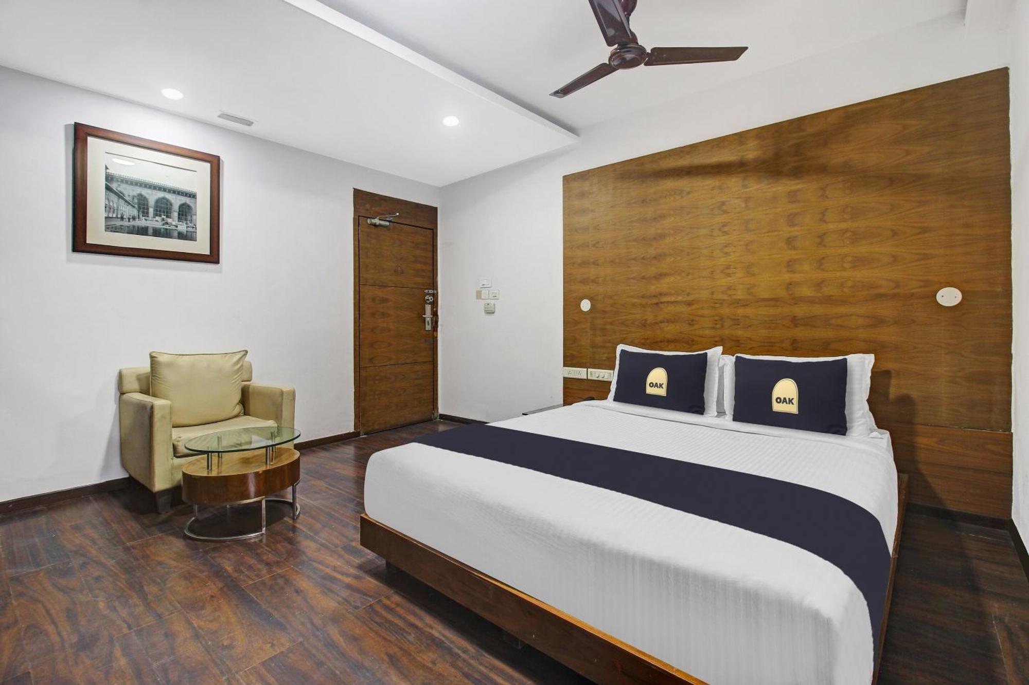 Townhouse Oak The Margi Hotel Near Yosufguda Metro Station 海得拉巴 外观 照片