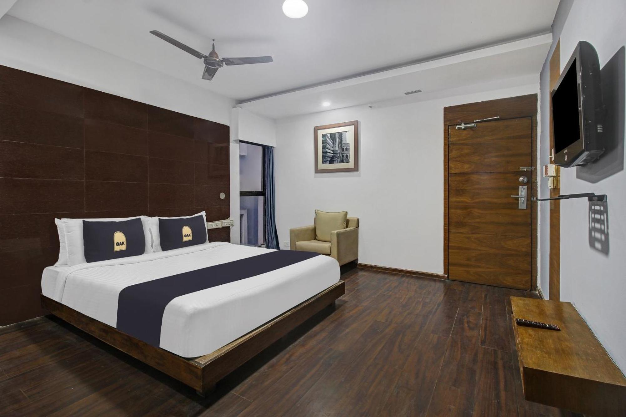 Townhouse Oak The Margi Hotel Near Yosufguda Metro Station 海得拉巴 外观 照片