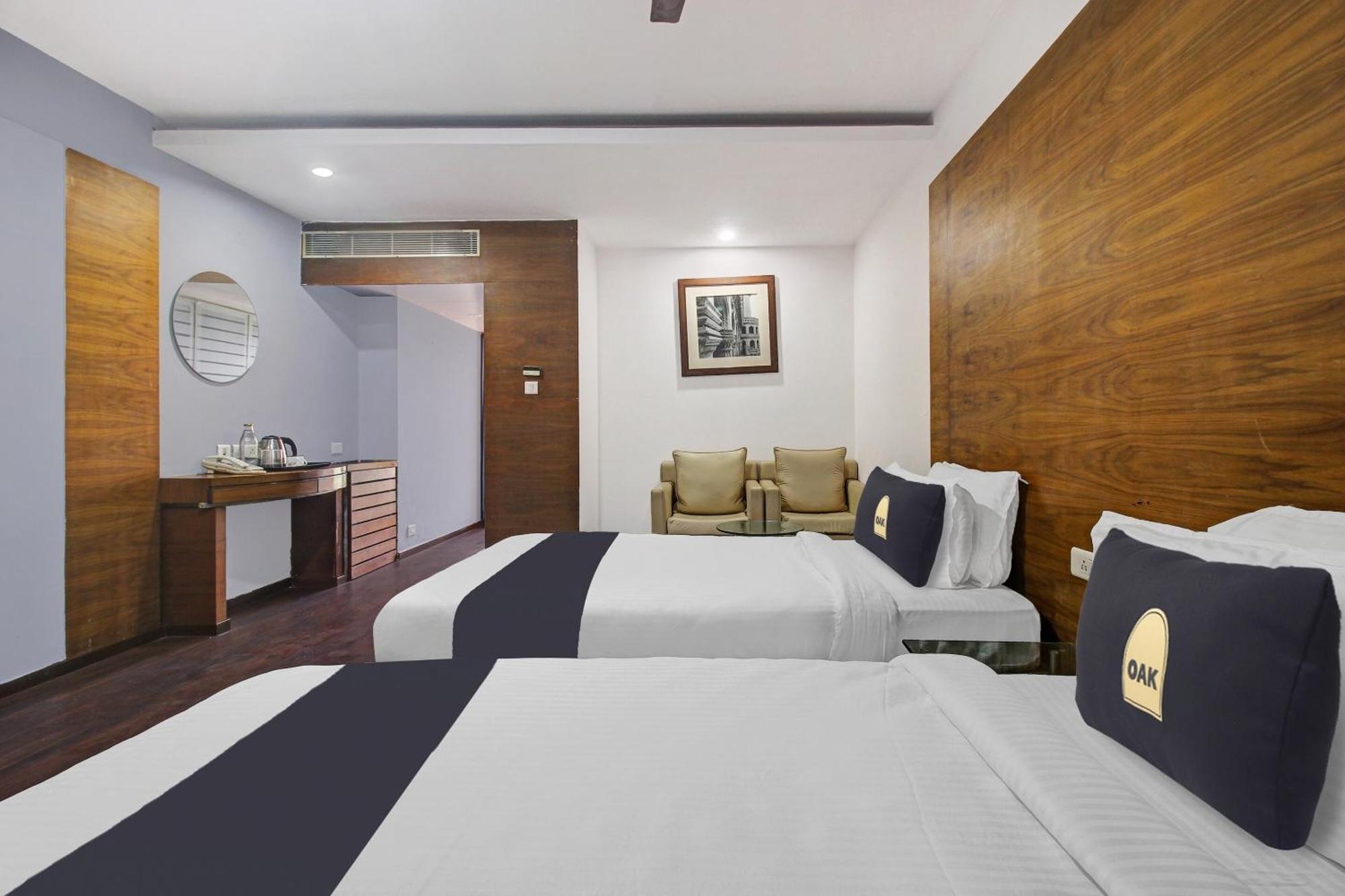 Townhouse Oak The Margi Hotel Near Yosufguda Metro Station 海得拉巴 外观 照片