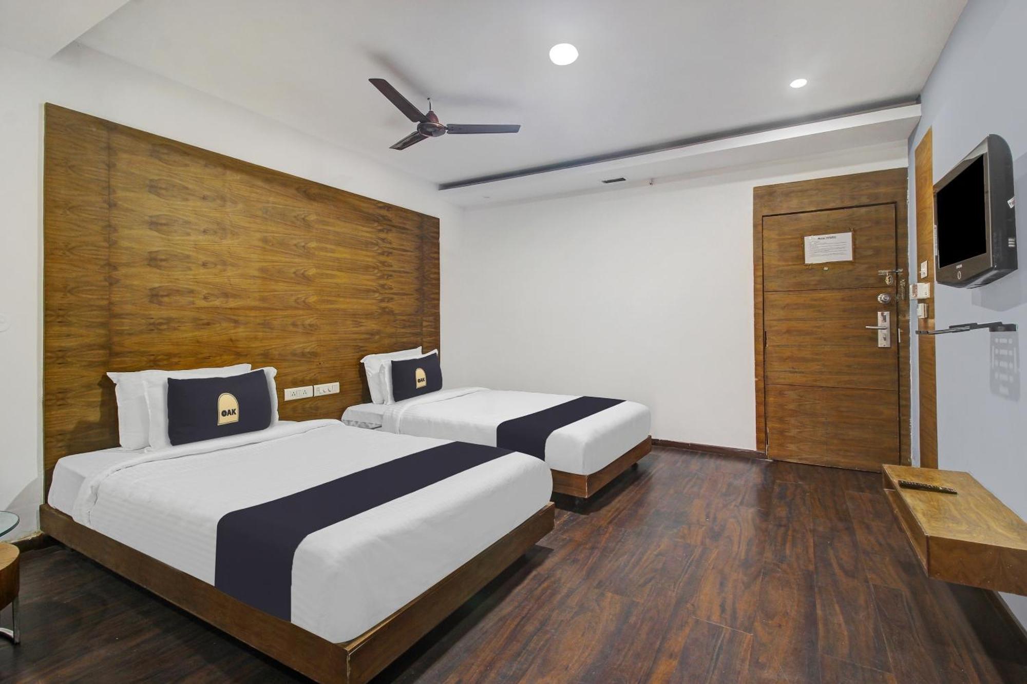 Townhouse Oak The Margi Hotel Near Yosufguda Metro Station 海得拉巴 外观 照片